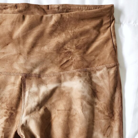 VOGO ATHLETICA Tie Dye Tan Leggings - Picture 2 of 4